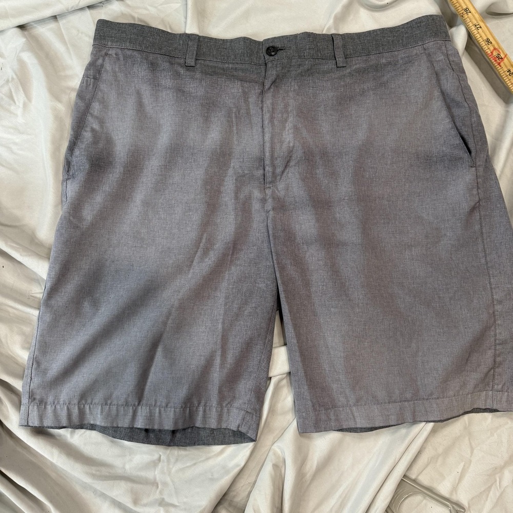 PGA TOUR Shorts Mens 34 Gray Chino Flat Front‎ Zip Closure Casual Everyday
